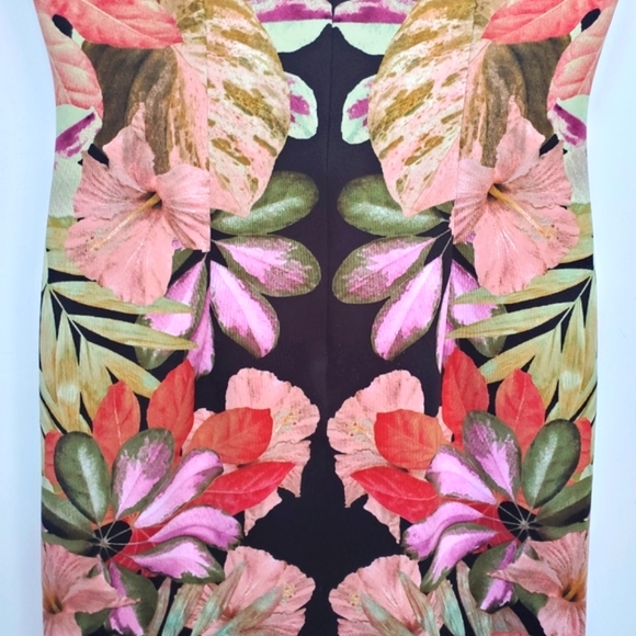 LONDON Times Sheath Dress Figure Flattering Large Floral print Size 6P -… - Picture 11 of 16